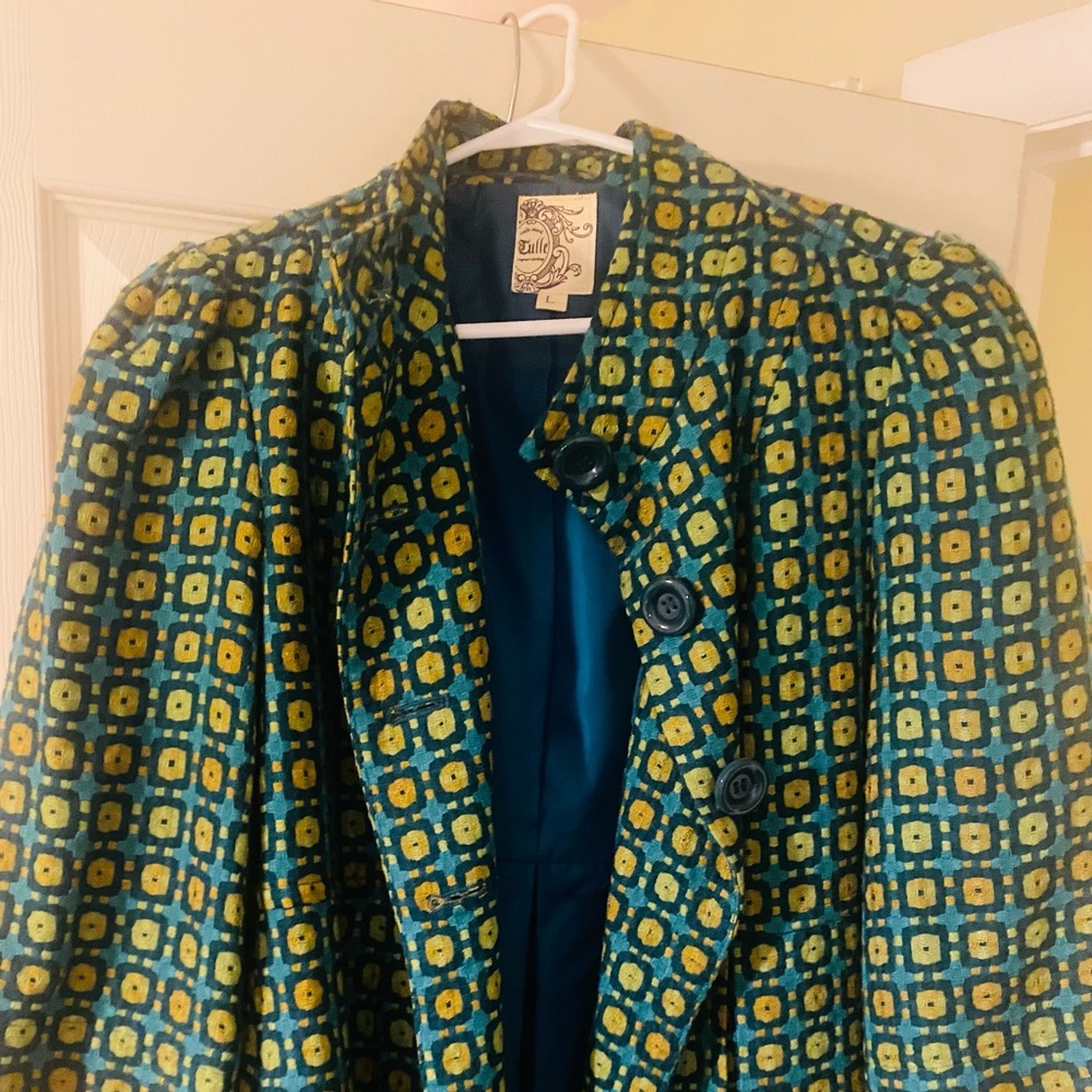 Fun Coat, great colors!